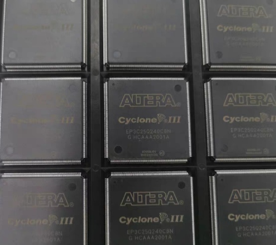 EP3C16Q240C8N EP3C16Q240C8 原装QFP240封装 嵌入式芯片