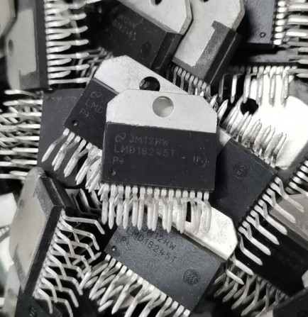 LMD18245T/NOPB  LMD18245T ZIP15 直插 电动机控制芯片保证质量