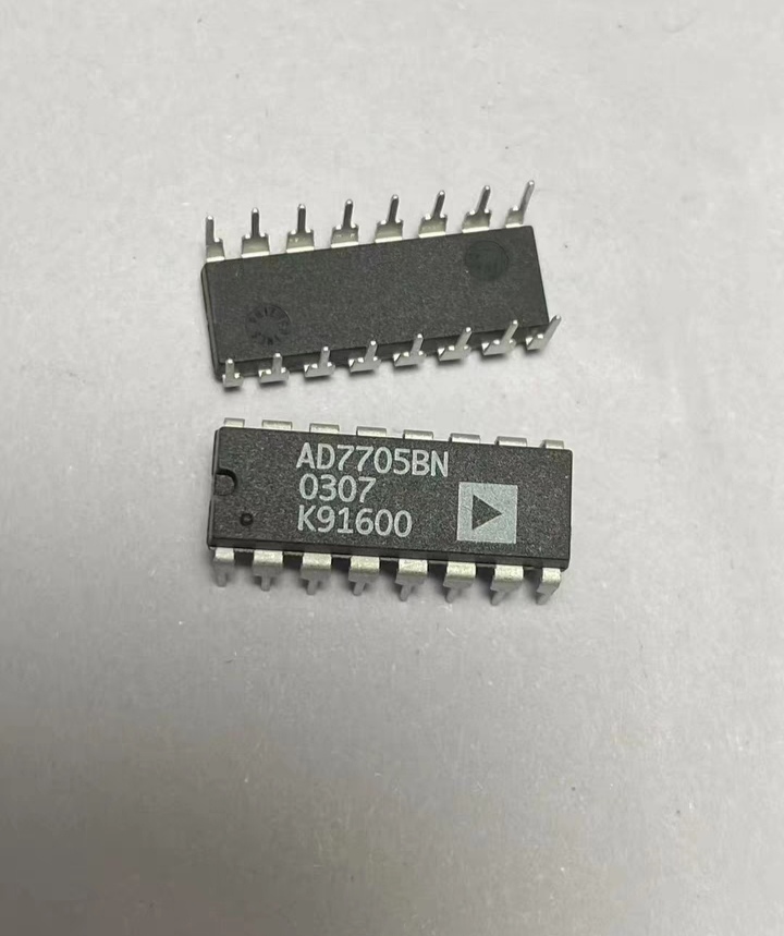 AD7705BN  AD7705B  AD7706BN 3伏/5伏.16位模数双列直插DIP-16脚