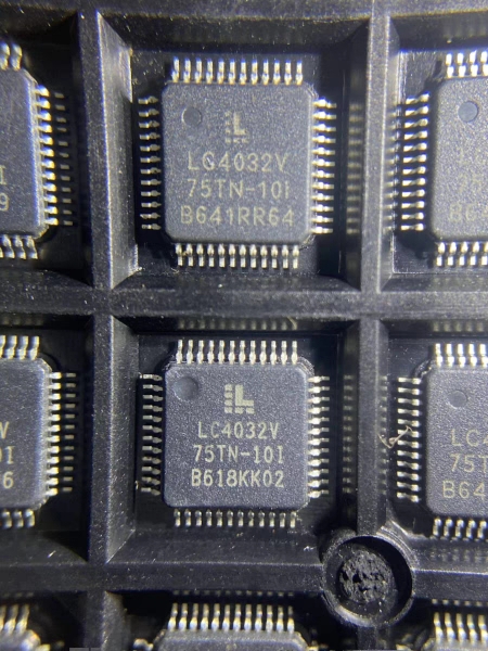 LC4032V-75TN-10I LC4032V-75TN48-10I QFP48 可编程逻辑芯片