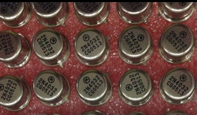 2N4033 JANTX2N4033 (进口元件 保质量包退换可直拍)