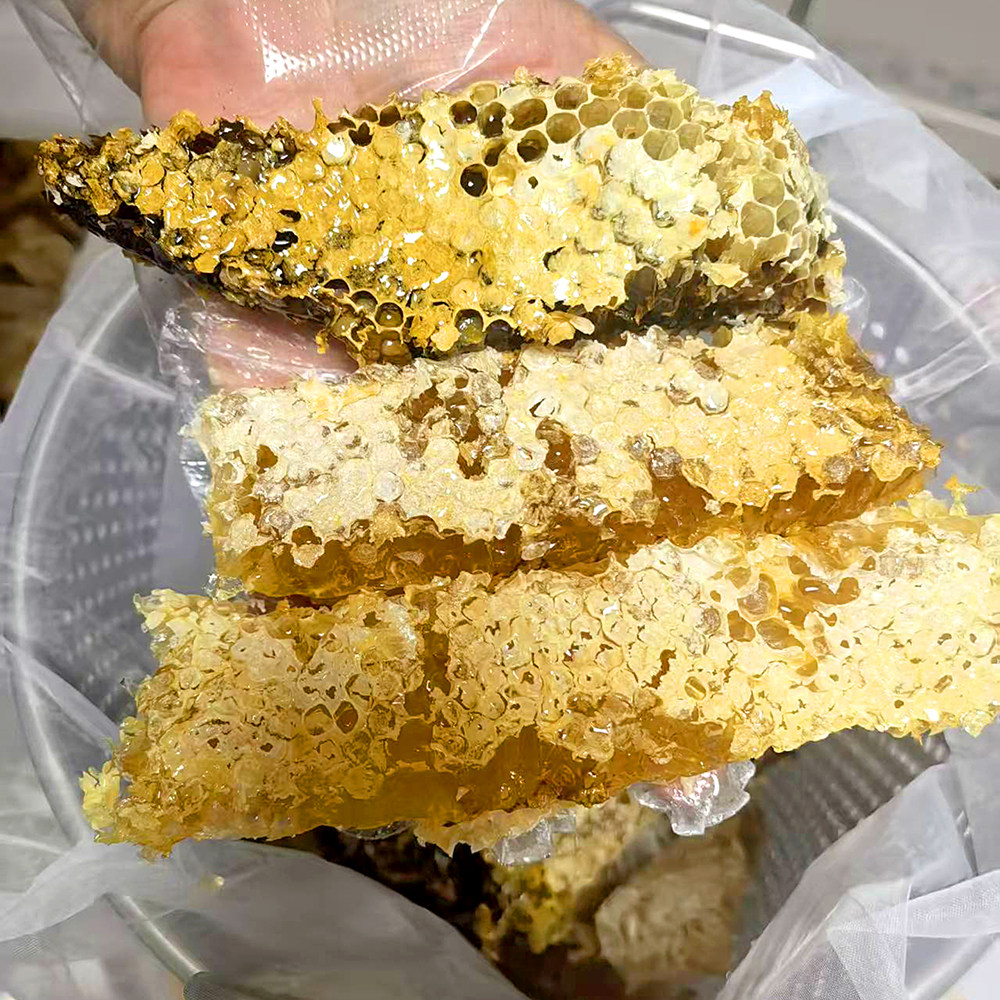 野生蜂巢蜜神农架中华土蜂蜜百花蜜嚼着吃老巢蜜木桶蜜现切天然蜜