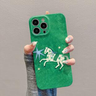 绿色白马星河适用苹果17promax菲林手机壳iPhone16pro小众创意15/14/13pro新年新款vivo华为P70小米17oppo潮