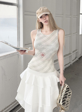 SOFITTE 25SSCleanfit_绿色格纹印花标语松弛感烫钻工字修身背心