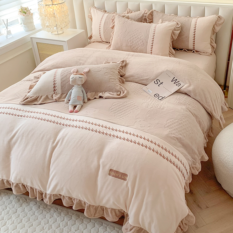 冬季四件套牛奶绒公主风加厚