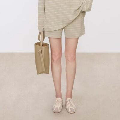 轻薄三醋酸棉纱爆款松紧腰短裤女