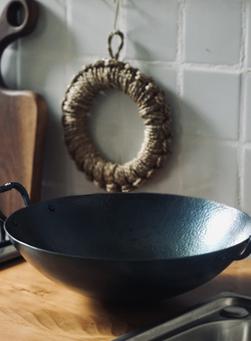 触造 双耳拧纹圆底炒锅 手工锻打鱼鳞纹无涂层不粘锅