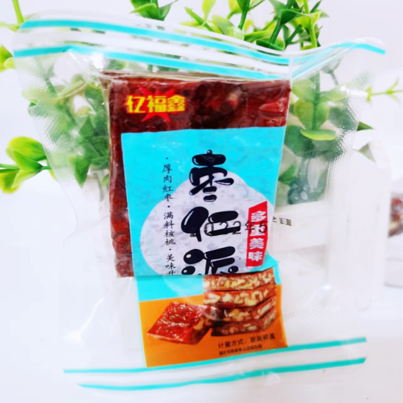 亿福鑫枣仁派红枣夹核桃仁真空小包装新疆特产夹心大枣糕休闲零食