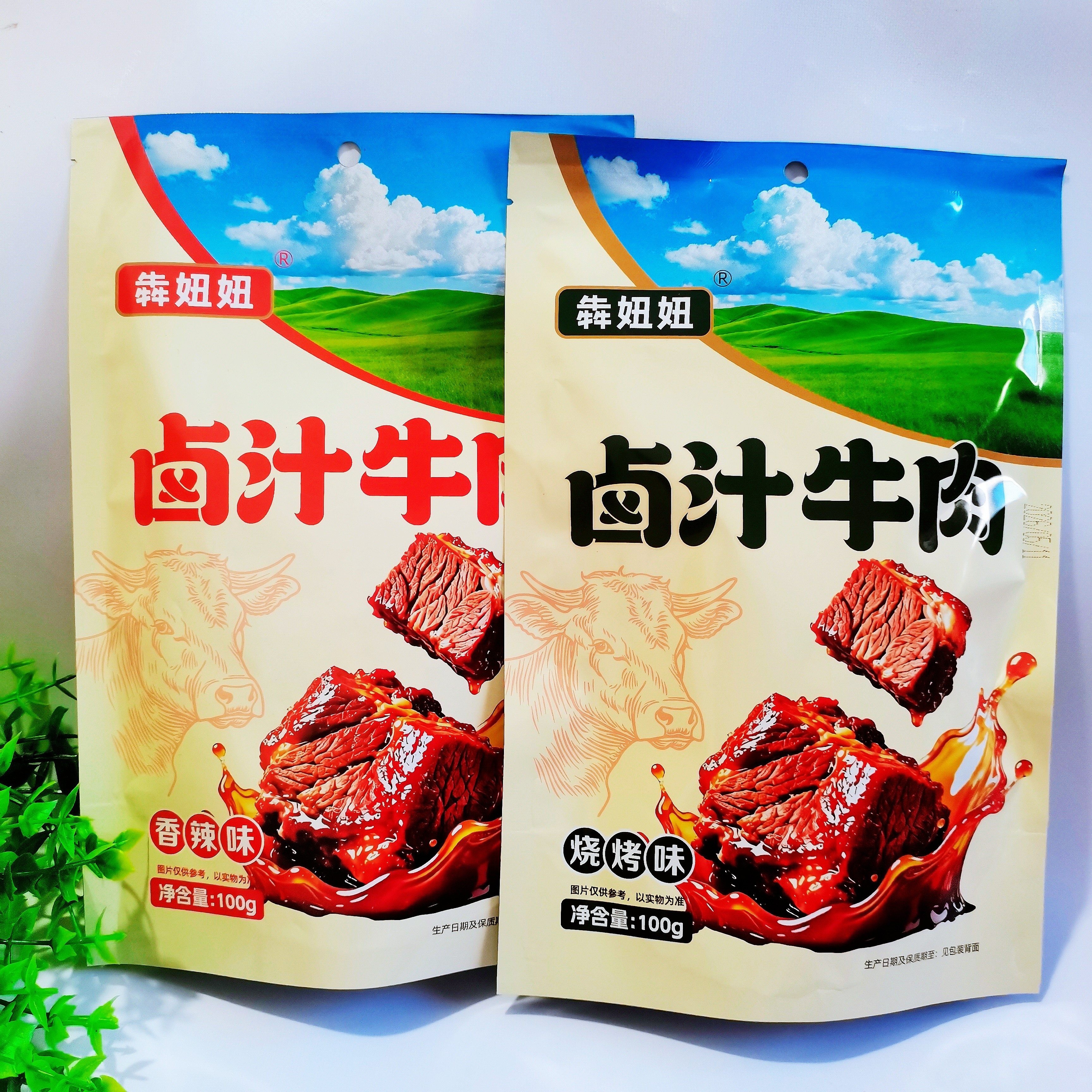犇妞妞卤汁牛肉香辣味烧烤味开袋即食牛肉休闲零食独立小包100g