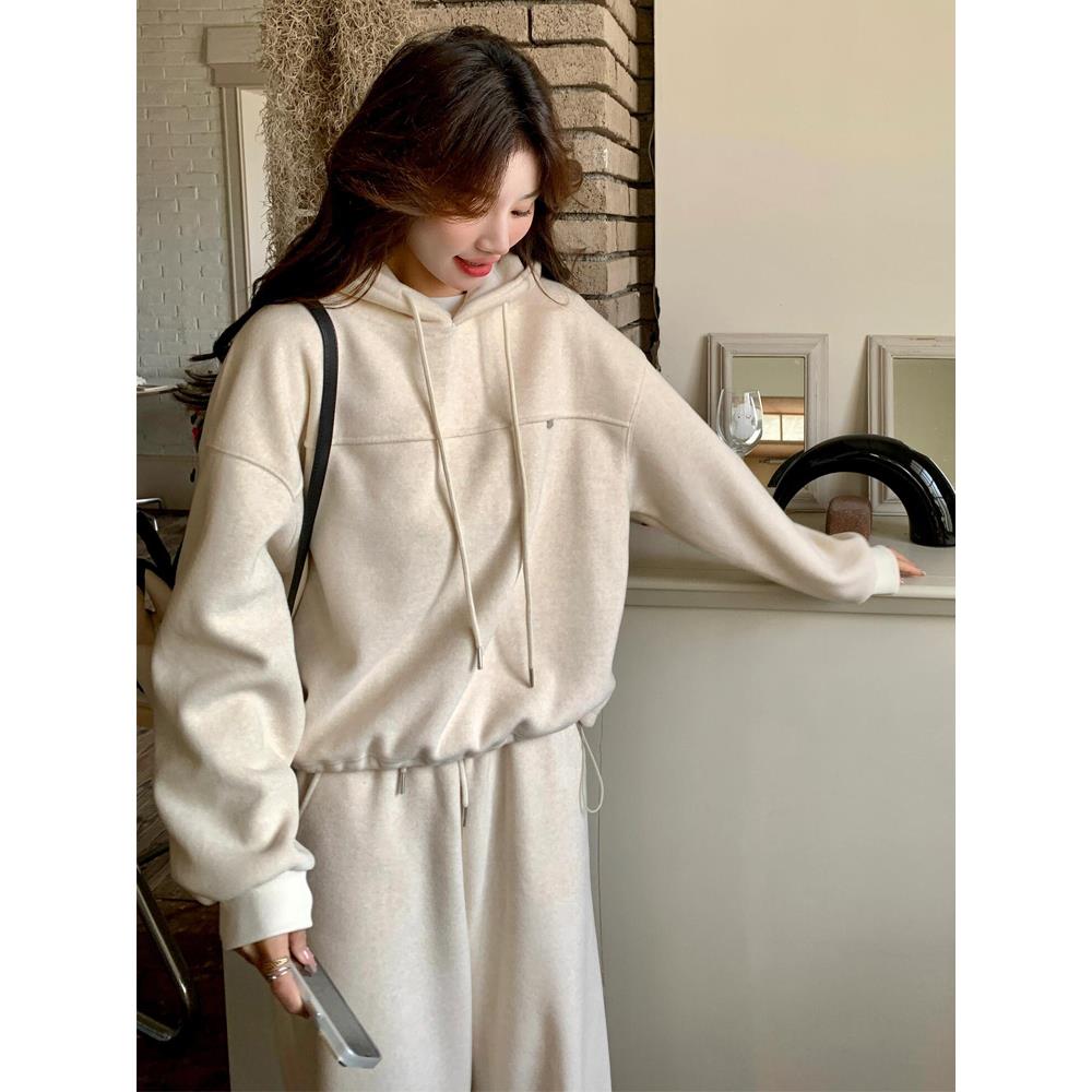 高级松弛感穿搭套装女春秋冬季羊绒连帽加绒休闲运动服卫衣两件套