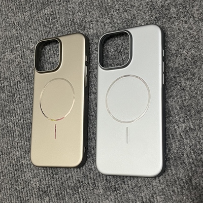 超薄磨砂金属磁吸适用苹果17promax手机壳iphone16简约高级感15plus新款男女13/14亚克力硬壳12防摔11保护套