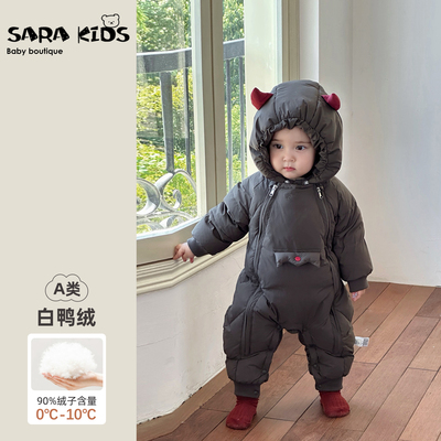 婴儿连体衣冬季宝宝羽绒服洋气小月龄保暖衣服幼儿外出抱抱服冬装