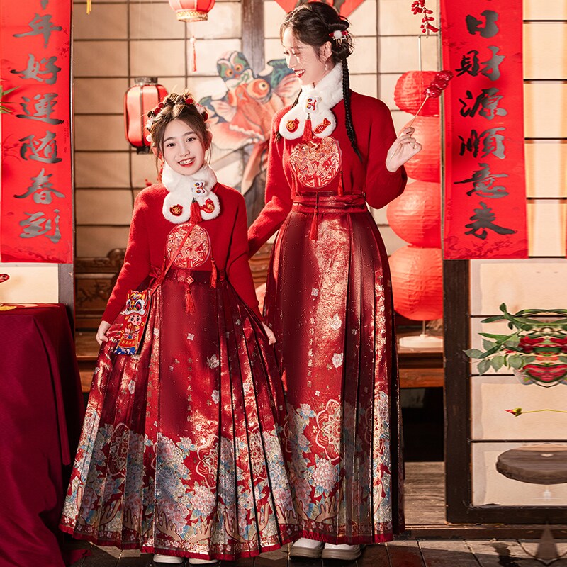 亲子装母女款2025新款超火新中式红色毛衣过年拜年服新年国风冬装