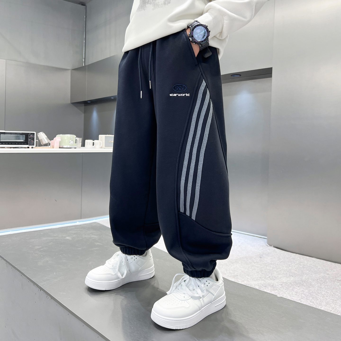 贝田男童冬季加绒加厚运动裤