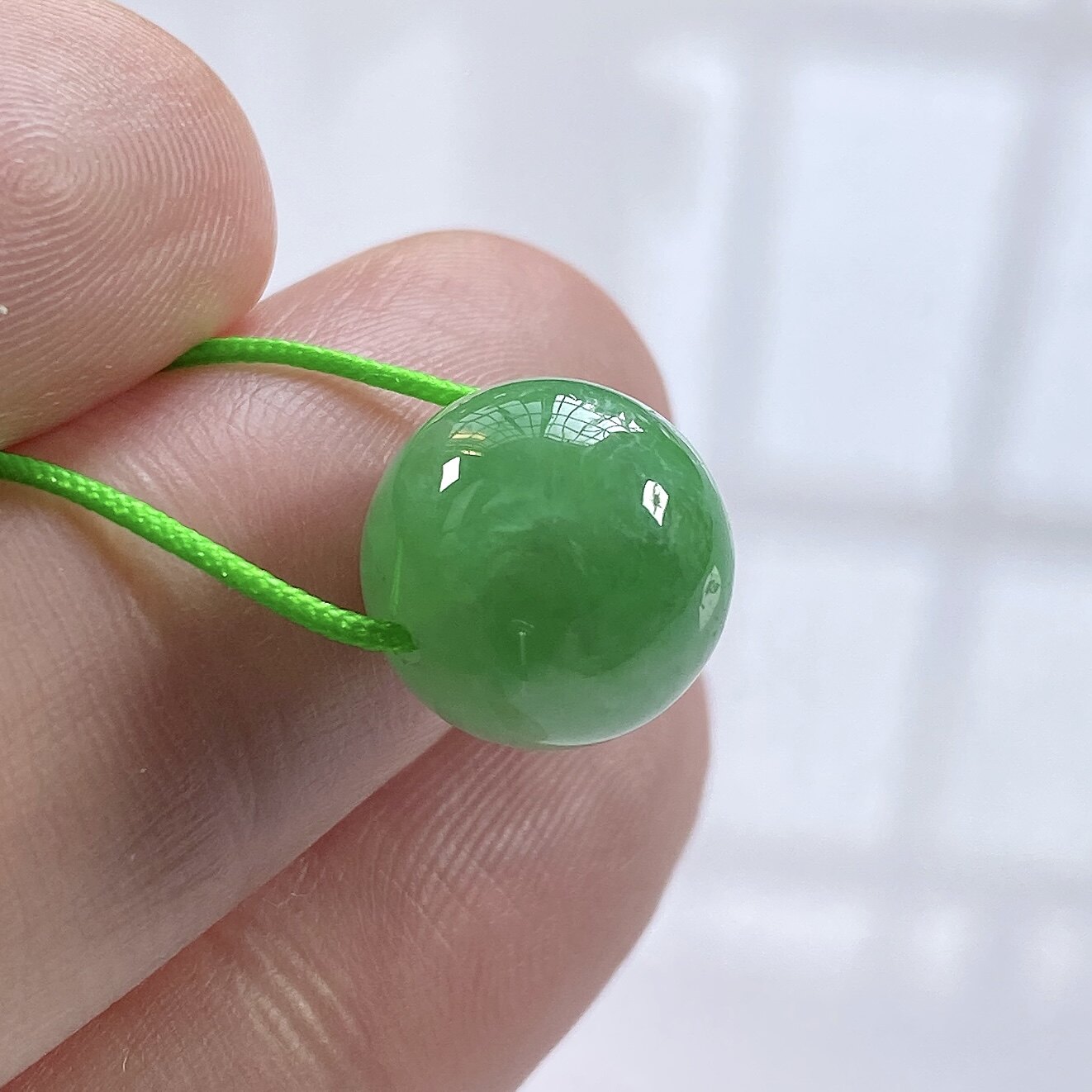 缅甸天然翡翠A货，卡12冰润满绿豆阳绿圆珠单珠一颗310