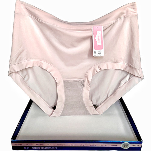 彩田锦纶女包臀纯色速干内裤抗菌