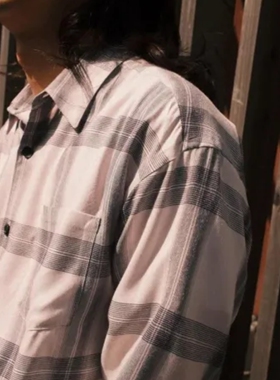 现货授权DELUXE PONTIAC 渐变格纹衬衫