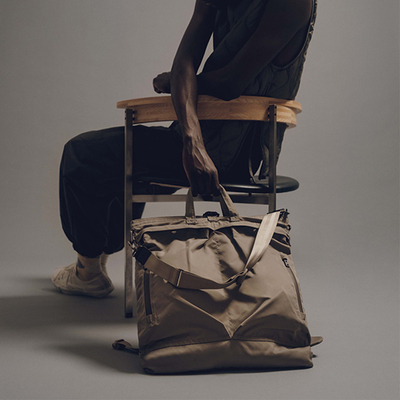 现货授权F/CE.RECYCLE TWILL 3WAY HELMET再生尼龙三用收纳包25FW