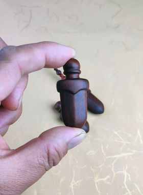 国潮风枣木小肥刀钥匙扣穿搭配饰平安招财实木手工小坠古典饰文玩