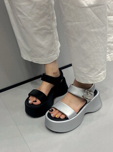 女夏外穿沙滩鞋 休闲凉鞋 ins潮 厚底7cm增高百搭时尚 撤柜2025新款