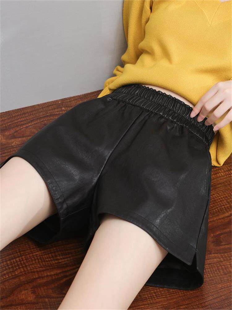 黑色PU皮短裤女2020秋季新款高腰阔腿裤宽松a字皮裤显瘦秋冬裤子