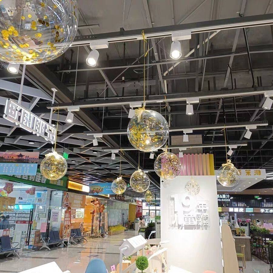 金色银亮片纸屑波气球填充图片