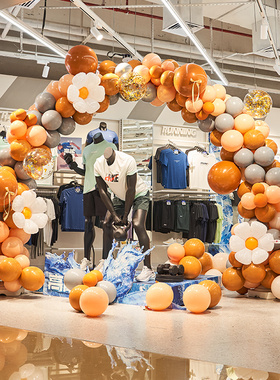 开业气氛布置橙色气球拱门店铺门口装饰花篮周年庆活动场景布置