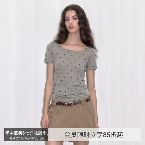 短袖薄款方形领口设计