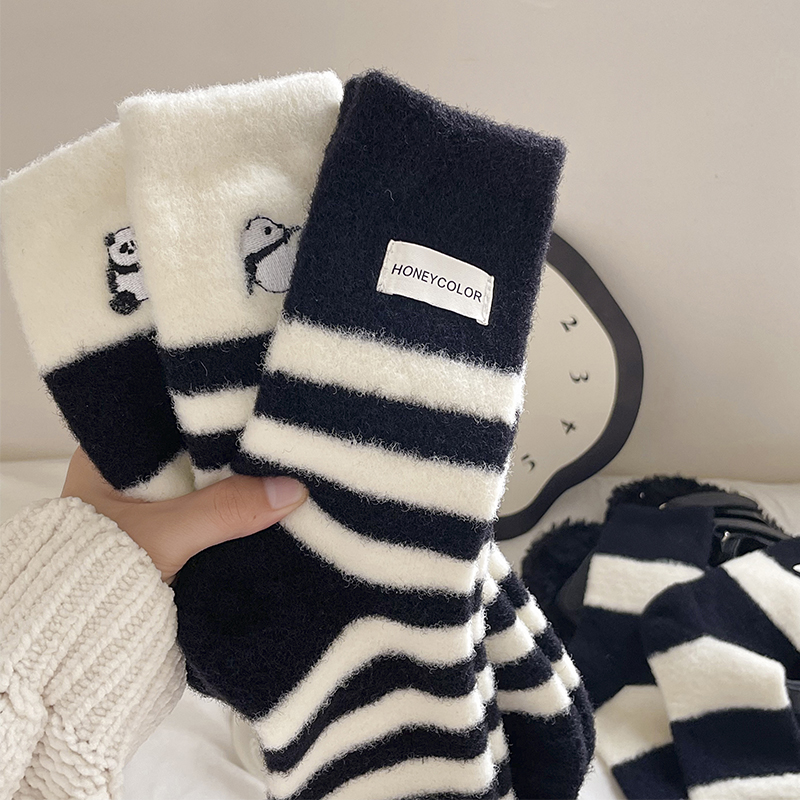 【4双装】秋冬新品澳绒女可爱熊猫刺绣加厚保暖