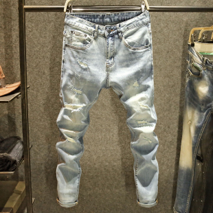 2025新款破洞刮烂牛仔裤男浅色修身小脚裤高街潮牌痞帅休闲裤子男