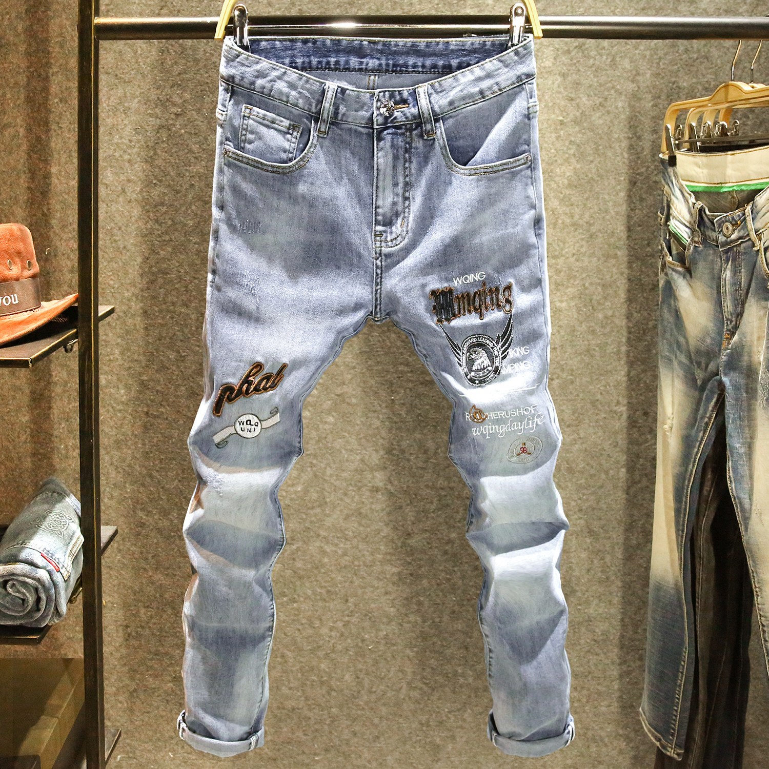 2025新款欧洲站春季牛仔裤男款弹力修身小脚裤高端刺绣潮牌裤子男