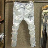 子秋冬款 潮牌十字架烫钻男士 小脚裤 潮流刮烂破洞裤 牛仔裤 浅色修身