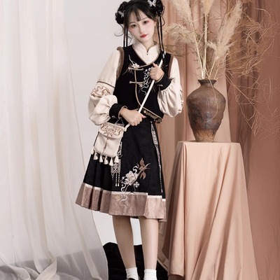 惊云梳原创汉服马甲衬衣半裙