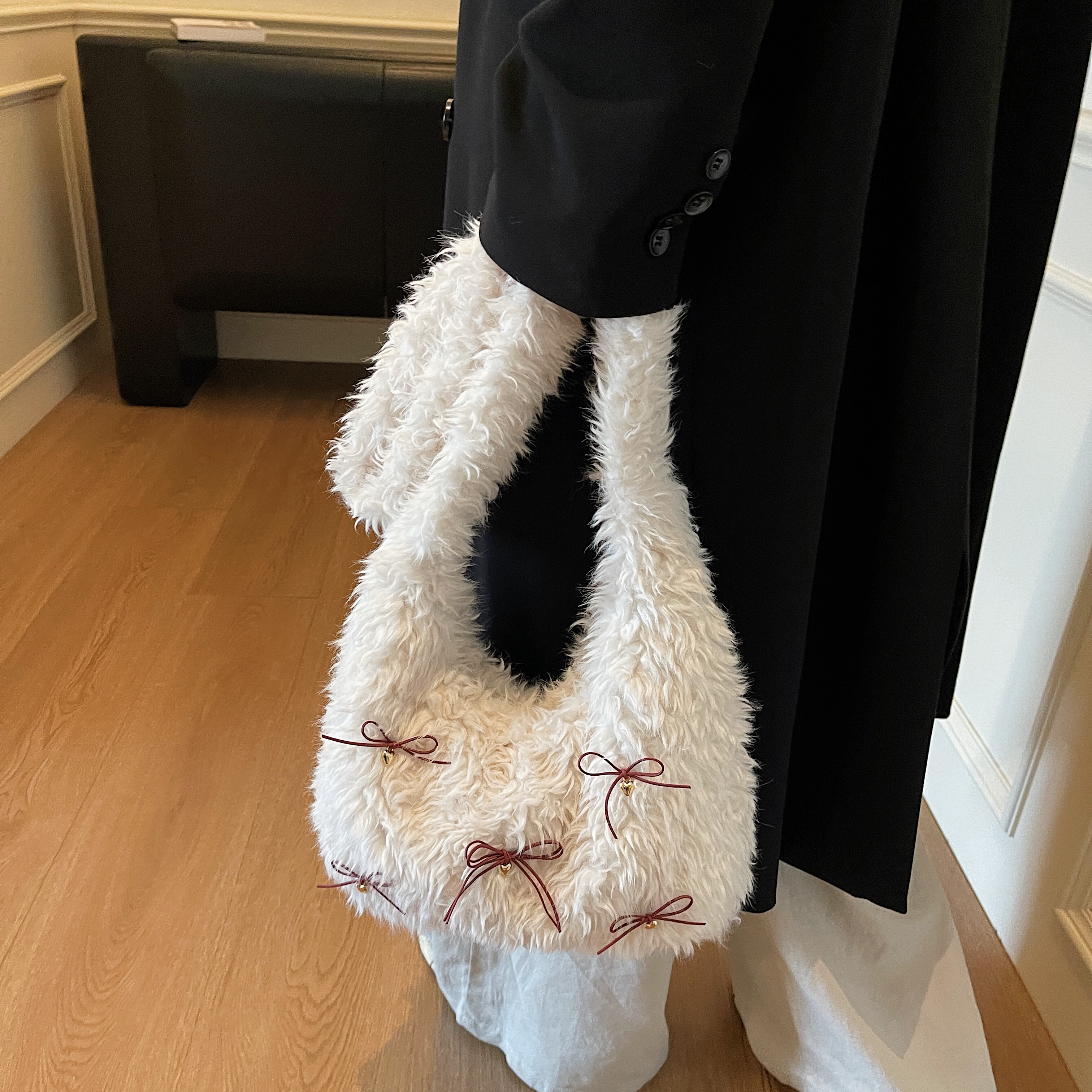 2025早秋新款韩系包包毛绒手提包大容量蝴蝶结可爱百搭单肩斜挎包