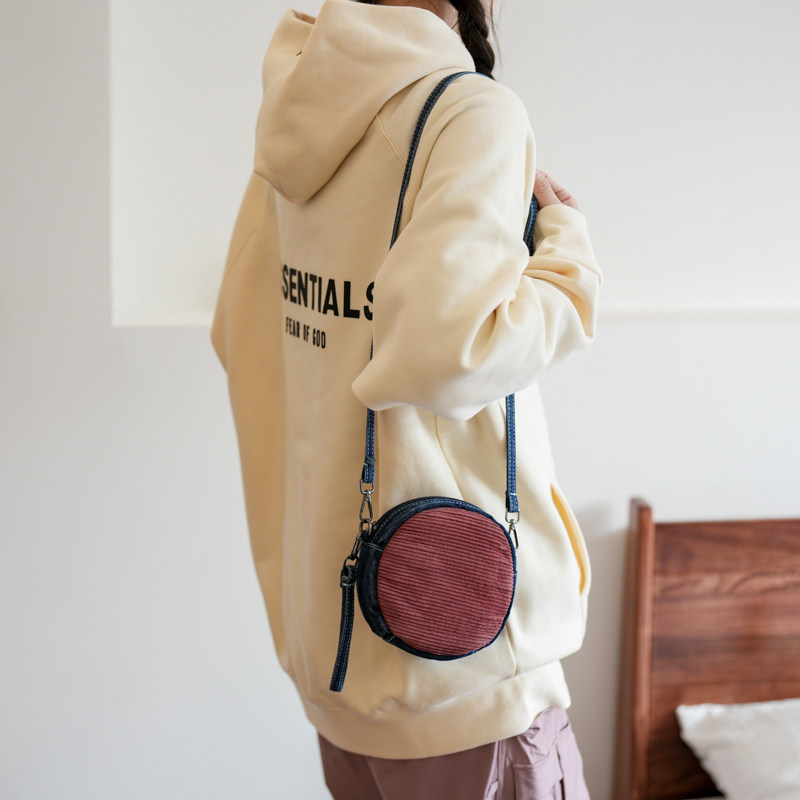 小众设计帆布小包包女2026新款个性腋下小圆包休闲通勤手机斜挎包,箱包皮具/热销女包/男包,通用款女包,淘宝优惠券,粉丝福利购,淘宝优惠卷