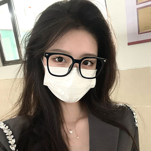 六年老店专业配镜防蓝光超轻眼镜