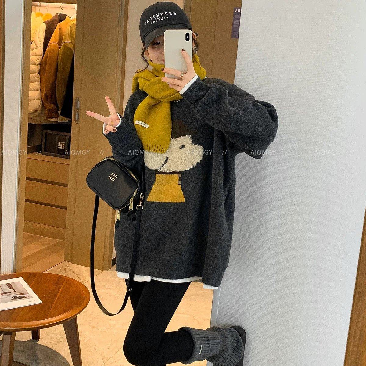 爱情魔鬼鱼 灰色牛绒长袖卡通针织衫女2025冬季新款宽松加厚上衣