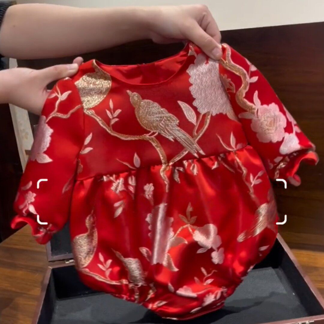 女童红色长袖连体衣女宝宝公主风花鸟包衣女宝宝周岁小礼服包屁衣