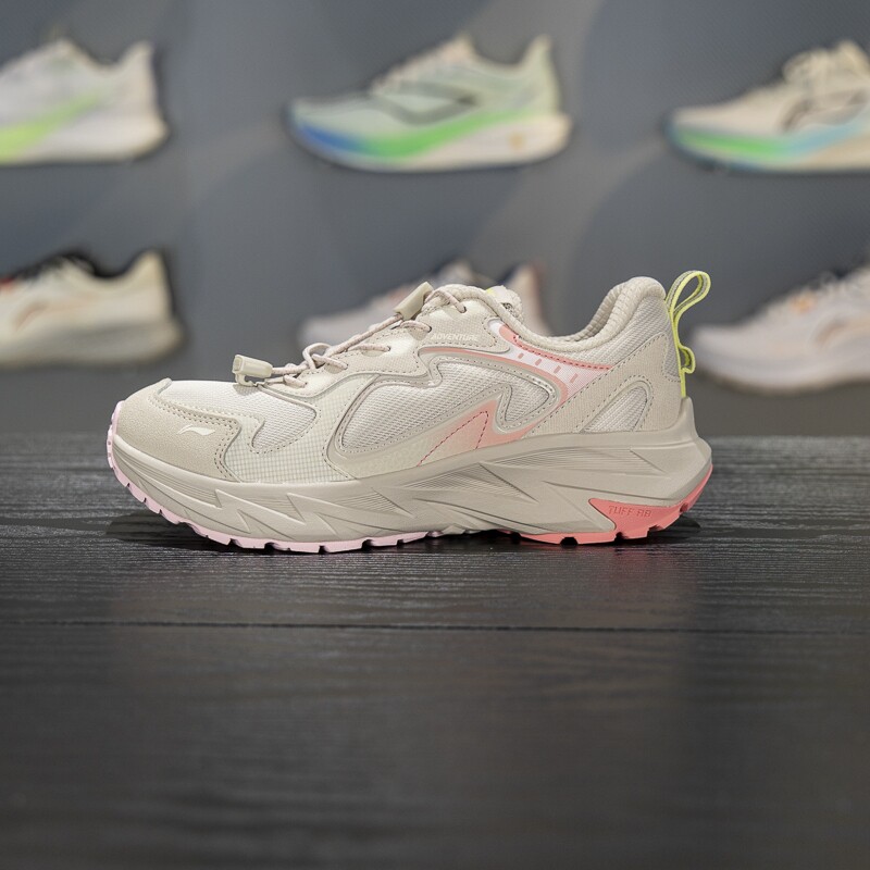 李宁儿童户外鞋25冬季新款男女大童纵横V2反光回弹运动鞋YKEV056