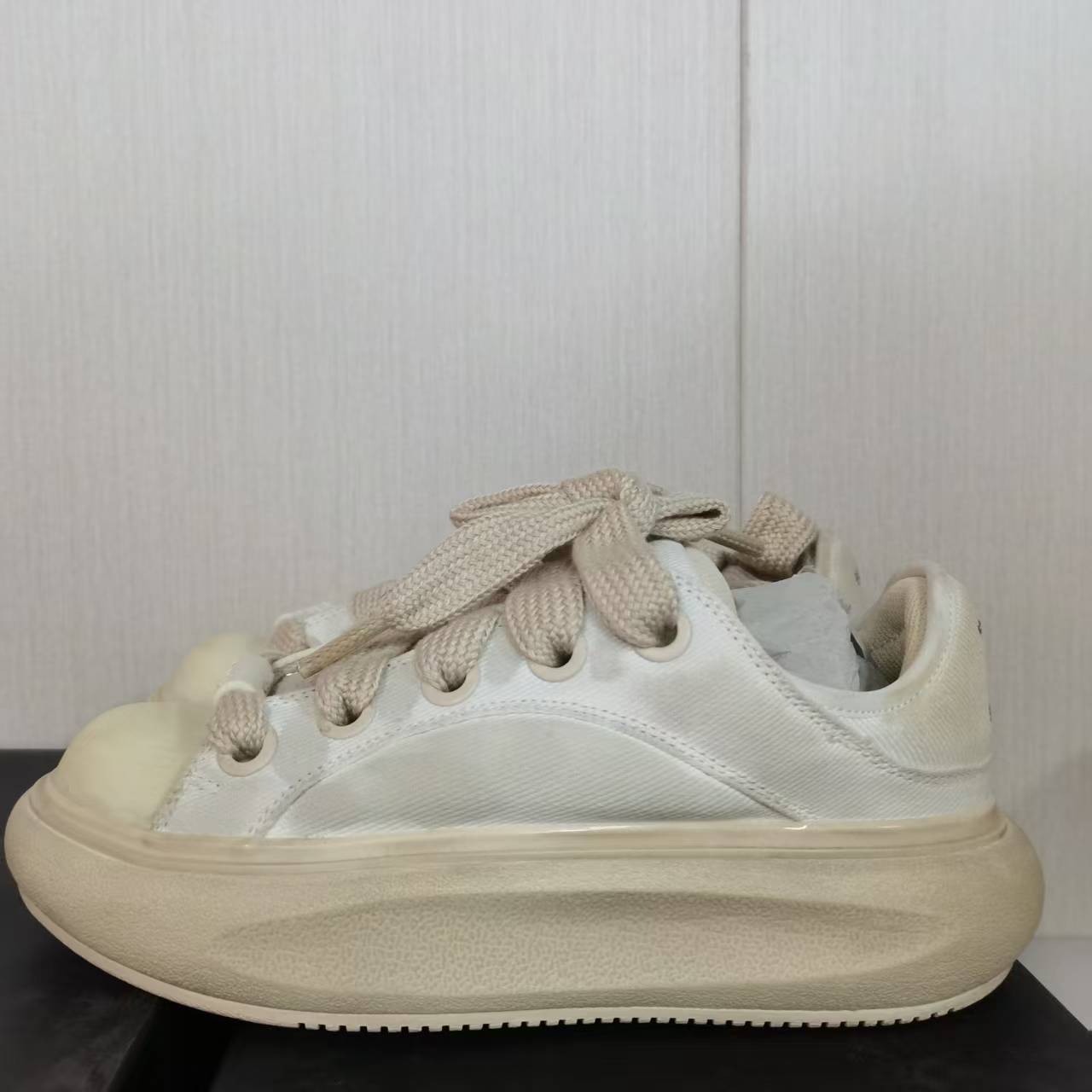 Lining/李宁系带板鞋低帮