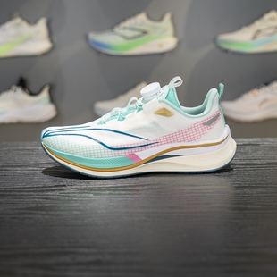 李宁儿童赤兔7 PRO跑步鞋2025新款减震透气轻便运动鞋YKFV226