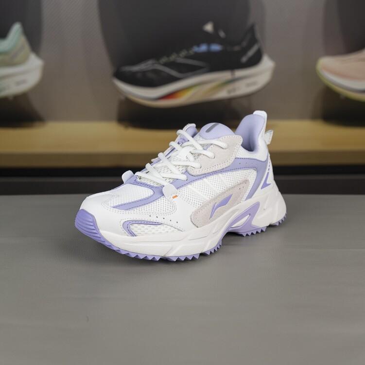 李宁跑步鞋女鞋休闲鞋春季新款女子轻便网面透气运动鞋ARLQ002