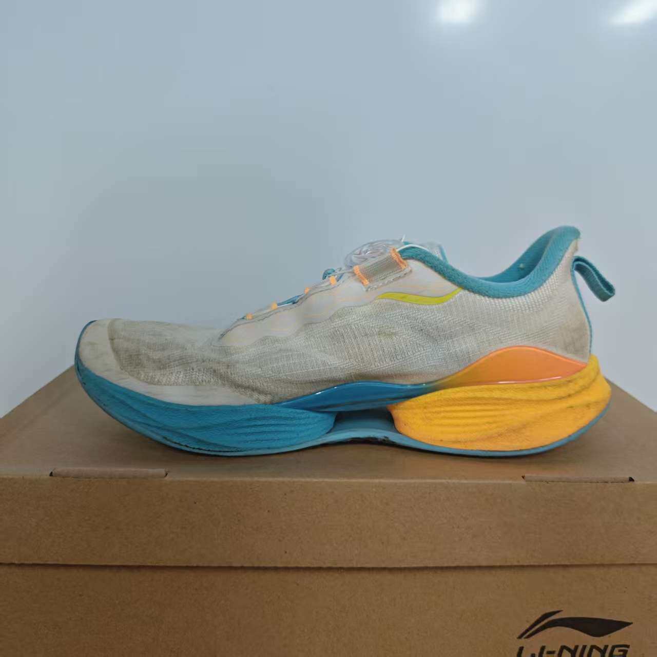 （瑕疵门店样鞋）李宁跑步鞋男女大童春夏超轻运动鞋YKFV042