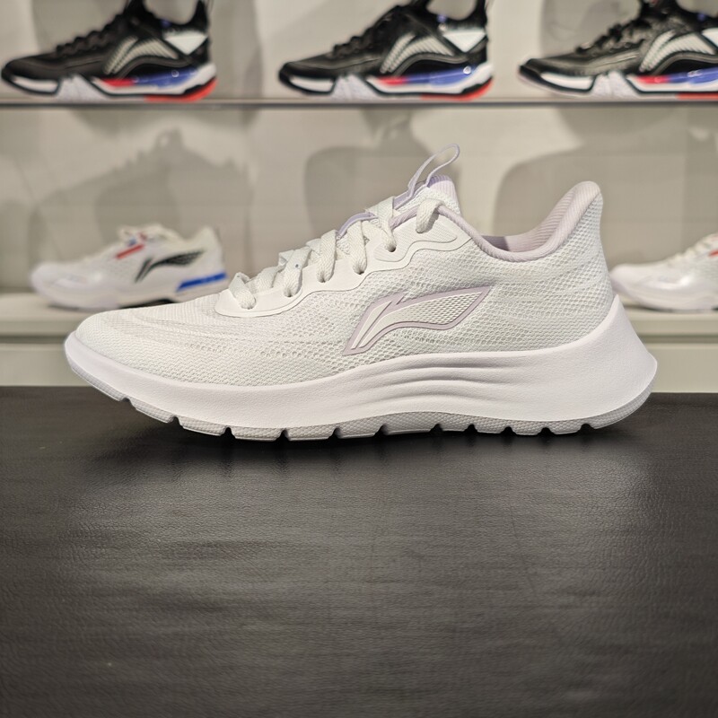 李宁运动鞋2024春季新款女子网面透气轻便休闲慢跑鞋ARSU022