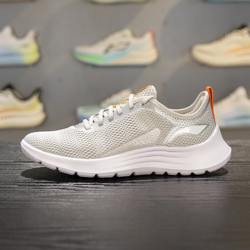 李宁轻质跑步鞋男鞋2023夏季新款网面透气减震休闲鞋ARBT029