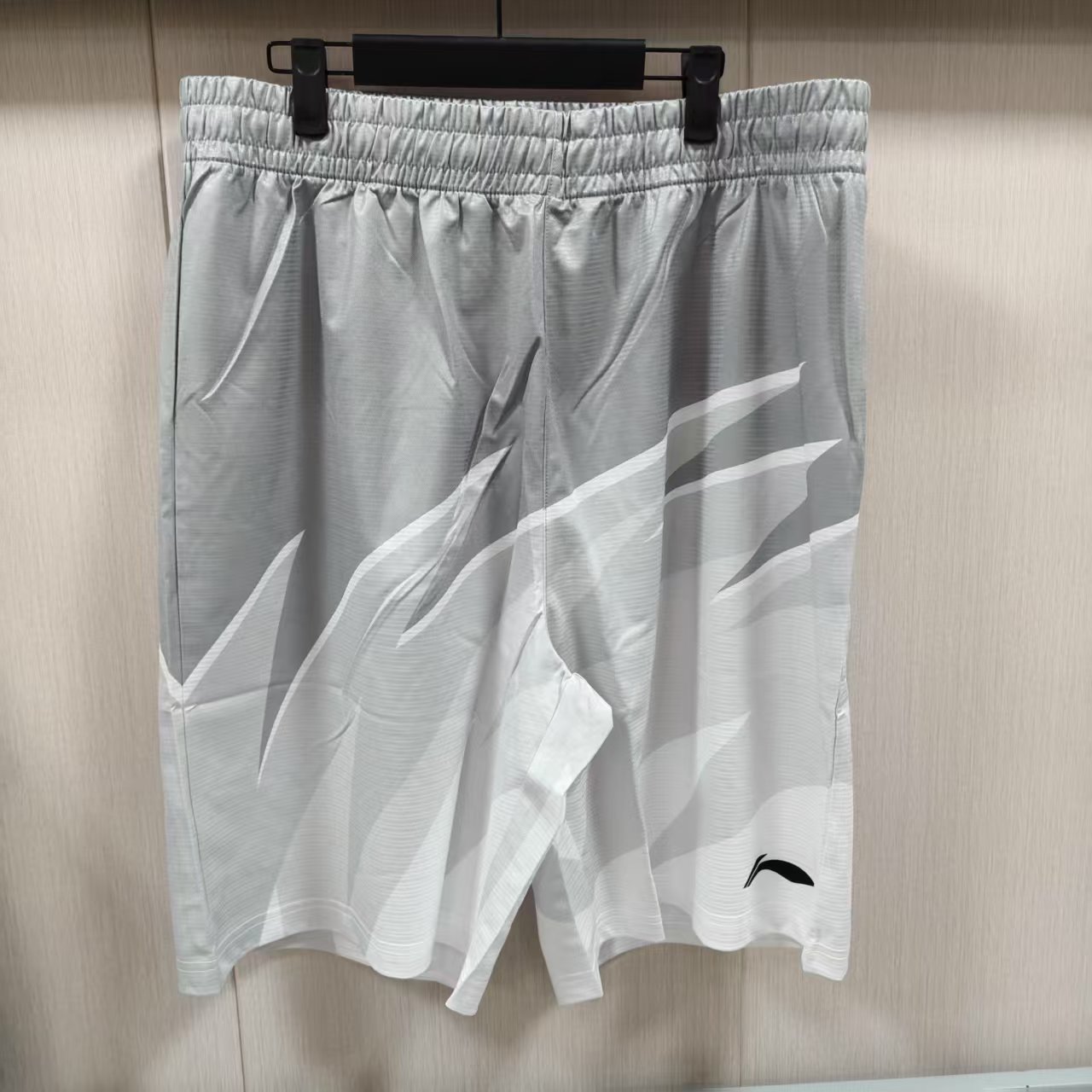 《购买前看详情B品》李宁篮球系列休闲运动短裤AATP069