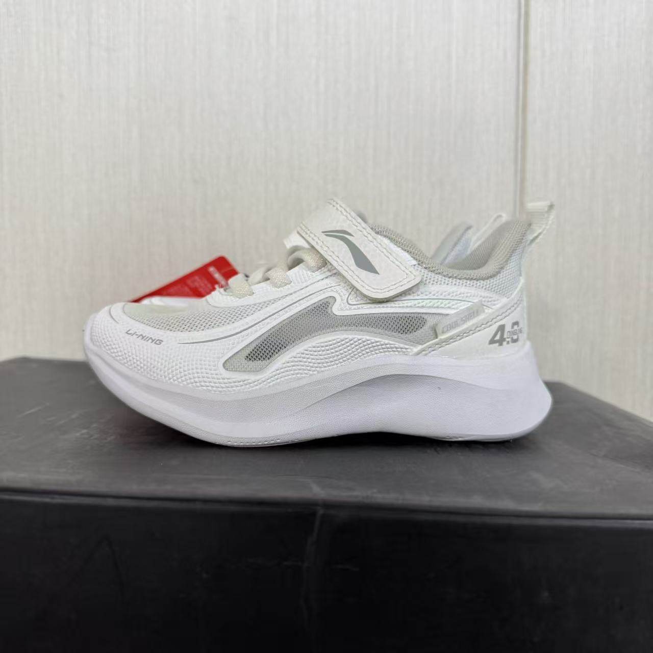 （瑕疵门店样鞋）李宁休闲鞋男女夏透气经典休闲鞋YKAU020