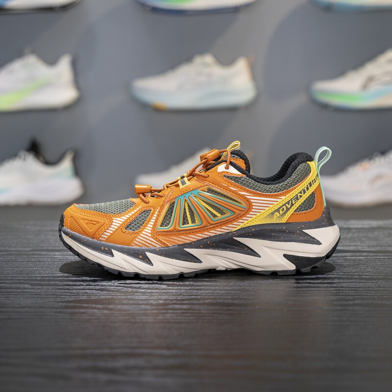 李宁儿童户外鞋2025秋季新款男女大童纵横反光回弹运动鞋YKEV040