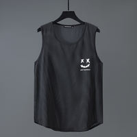 A fat man with a large vest, sleeveless quick-drying mesh hurdling, loose fat guy, and a fitness weight of 300 pounds thumbnail 7