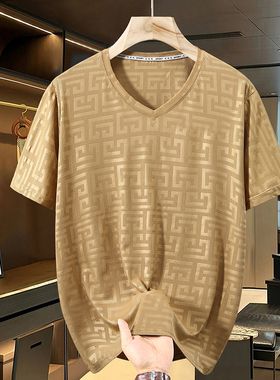 400斤高级大码冰丝新款短袖t恤男加肥加大v领宽松大肚子速干上衣